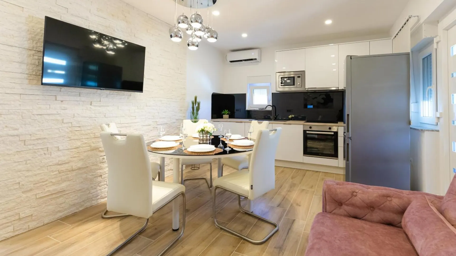 Apartman Laura 2 Vir